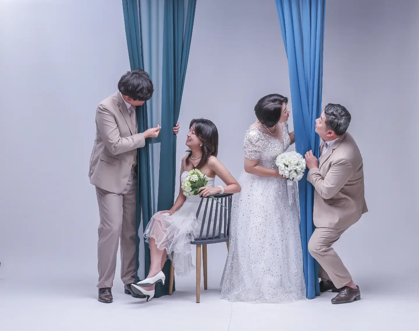 웨딩드레스와 정장을 빌려 입고 찍은 리마인드 웨딩